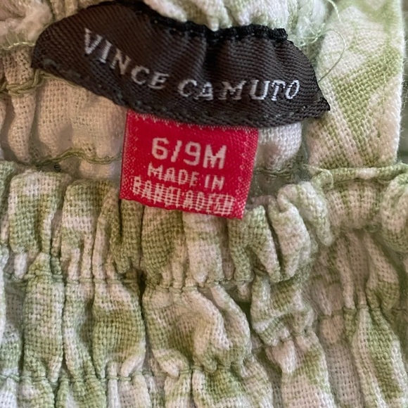 Vince Camuto 6-9 month girls romper green and white - Picture 3 of 3